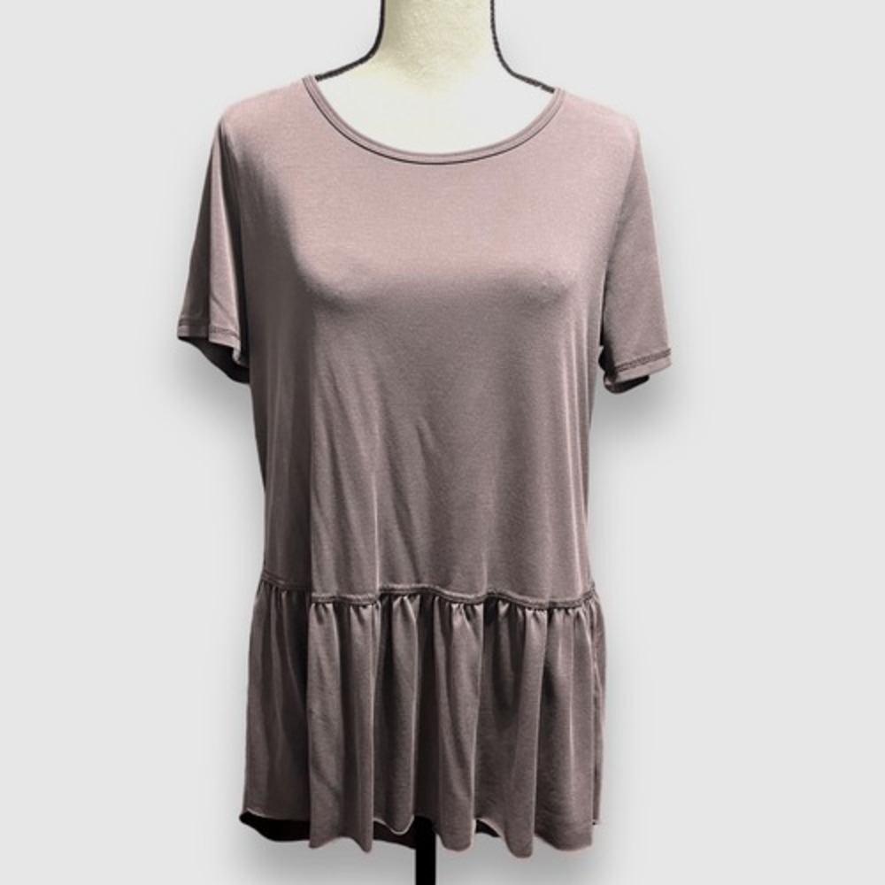 Mote Womens Tiered Ruffle Hem Lace-Up Back Neck Short Sleeve Blouse‎ Gray Purple